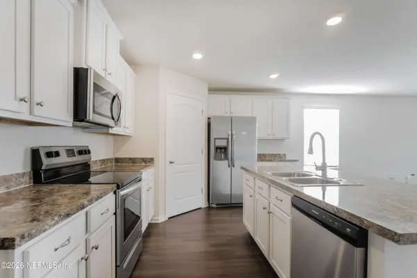 $2,055 | 2237 Pebble Point Drive, Green Cove Springs, FL 32043