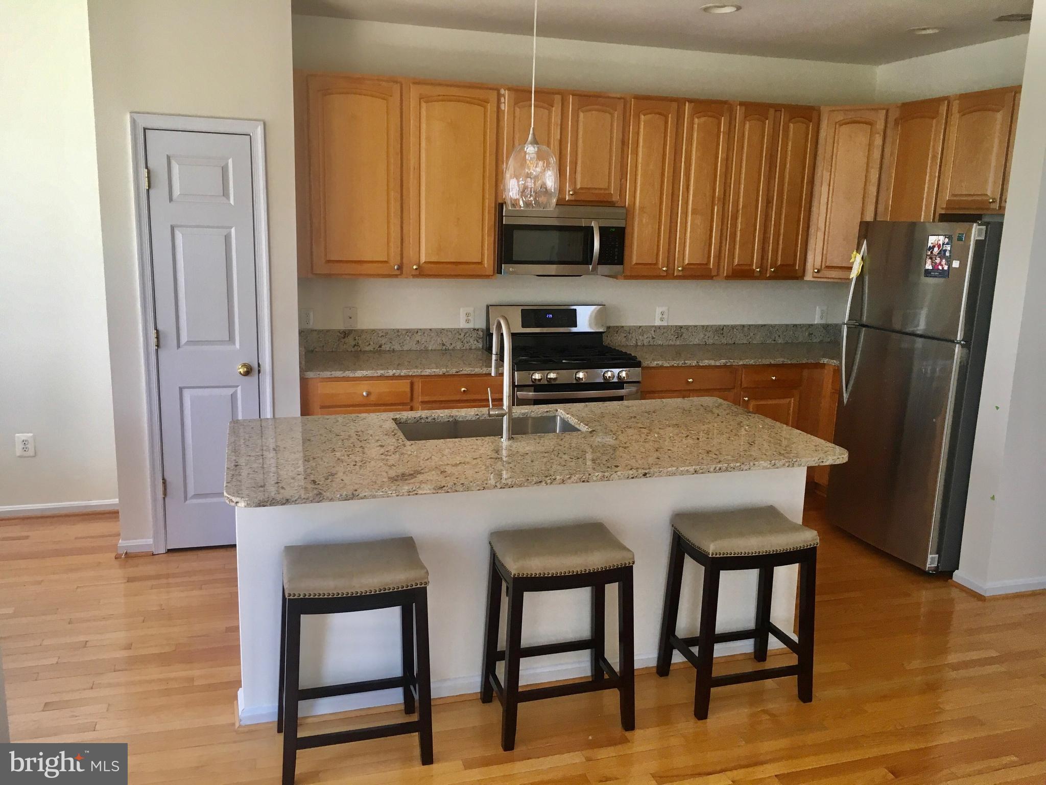 2481 Cheyenne Drive Crofton, MD 21114 - Photo 3 of 12 New Granite Kitchen Counter