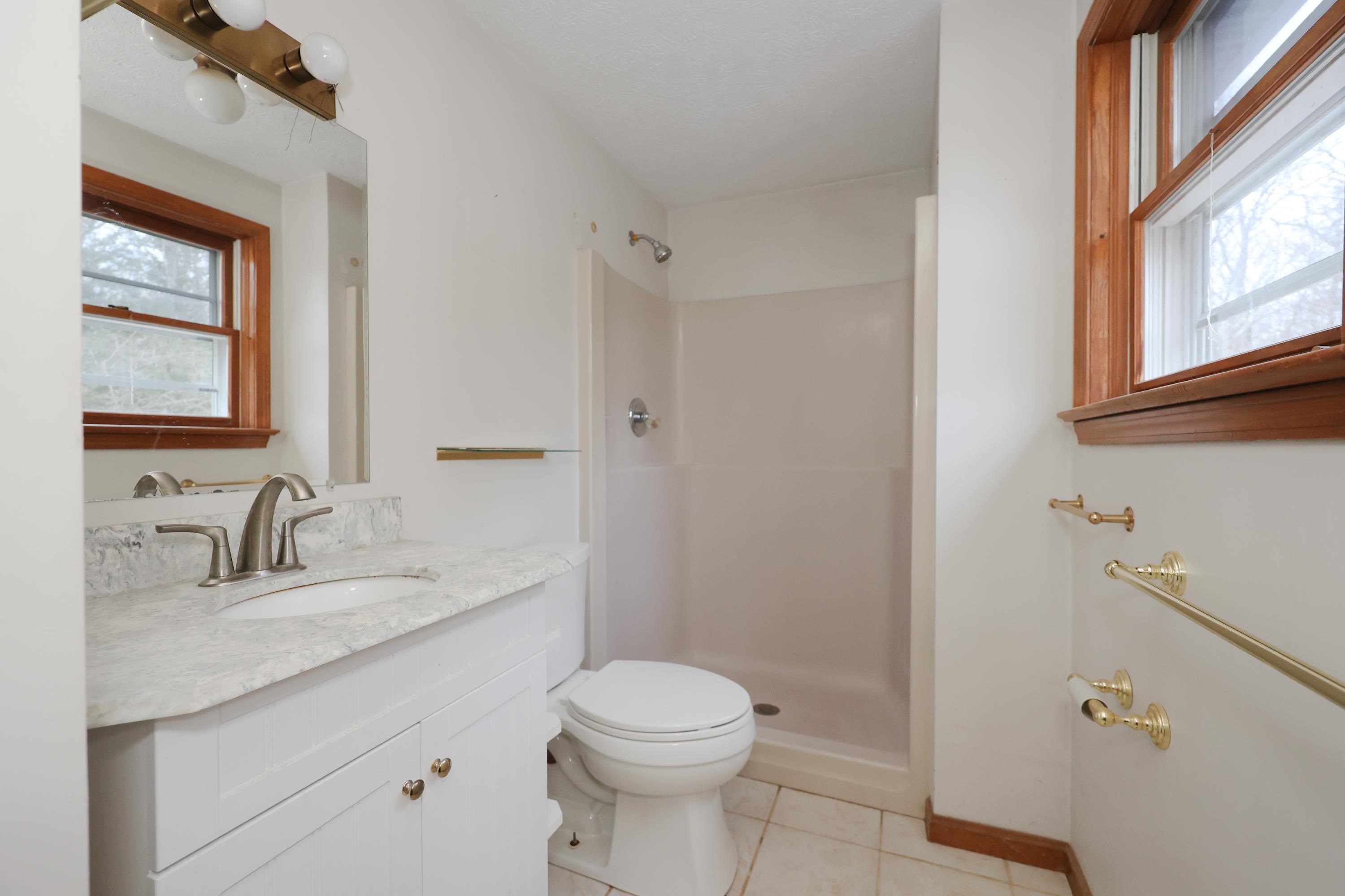 197 Charlotte Street Manchester, NH 03103 - Photo 16 of 18