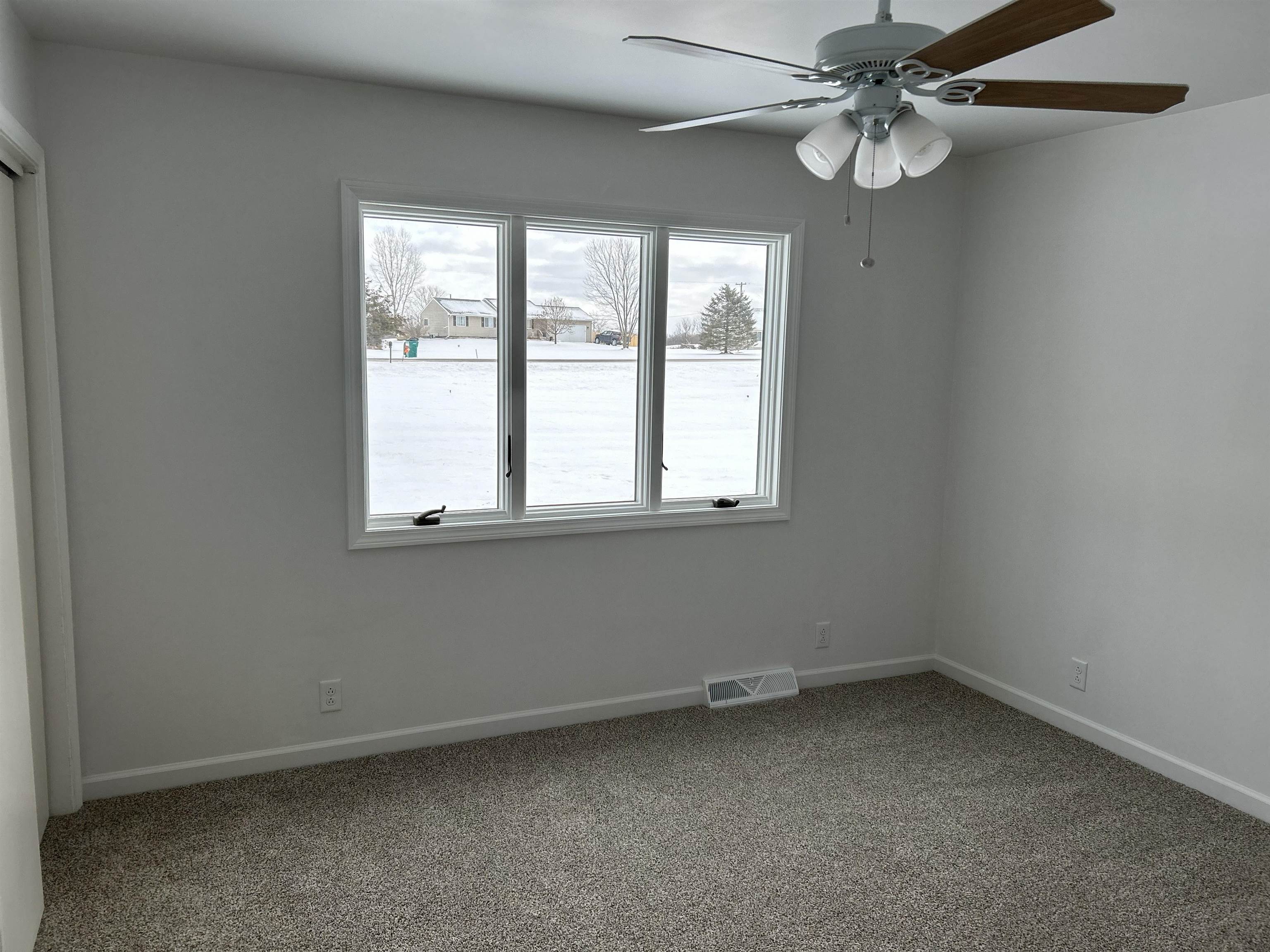13146 South Reed Road Byron, MI 48418 - Photo 14 of 36