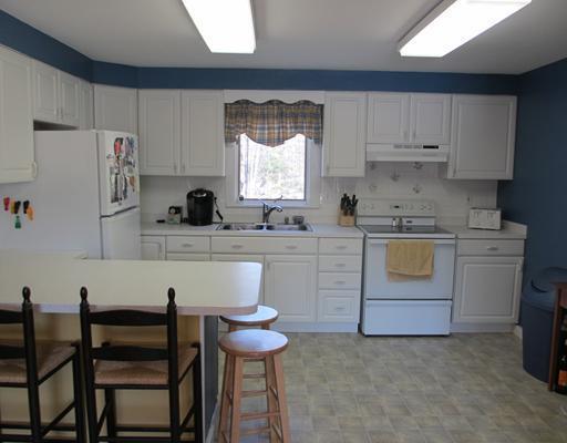 39 Garland Road Newfield, ME 04095 - Photo 4 of 22 Kitchen.
