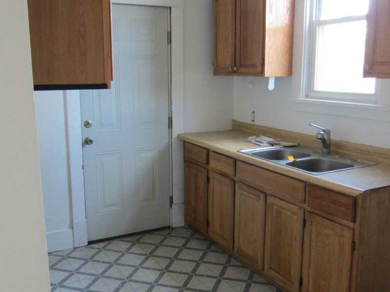 418 Virginia Avenue Rochester, PA 15074 - Photo 5 of 13 Kitchen.