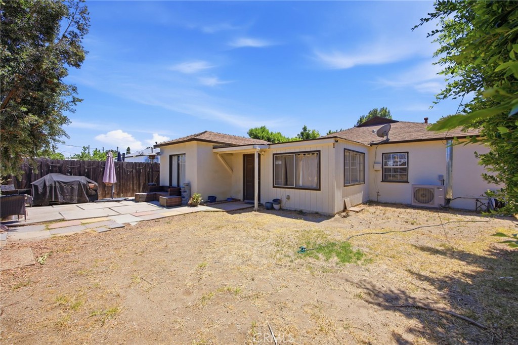 9652 Rincon Avenue Pacoima, CA 91331 - Photo 35 of 40