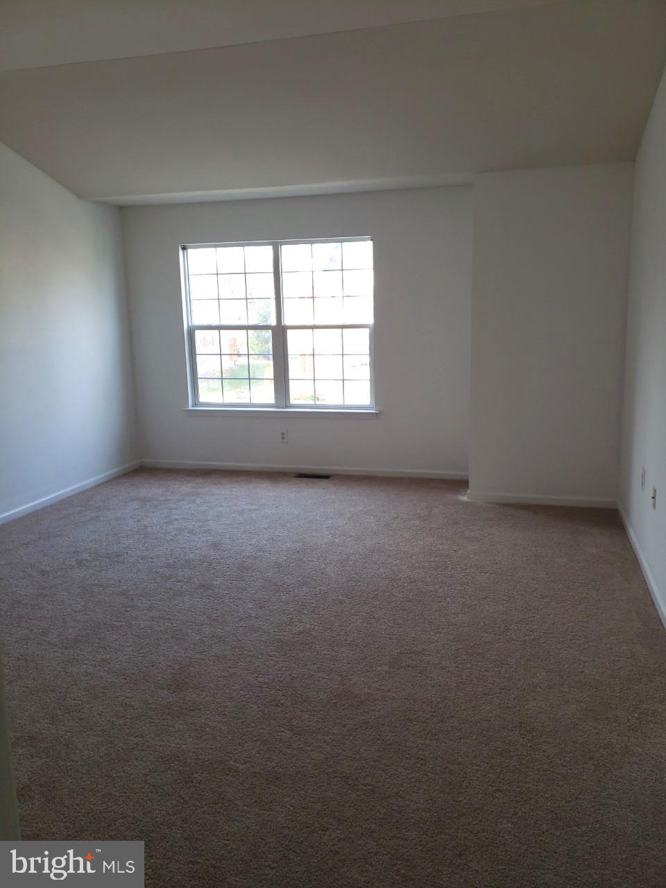 112 Raintree Crossing Hatfield, PA 19440 - Photo 12 of 14 Master bedroom