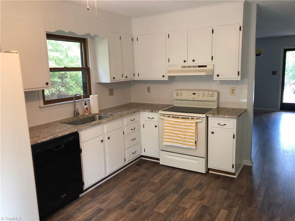 3133 Rockingham Road High Point, NC 27265 - Photo 5 of 12