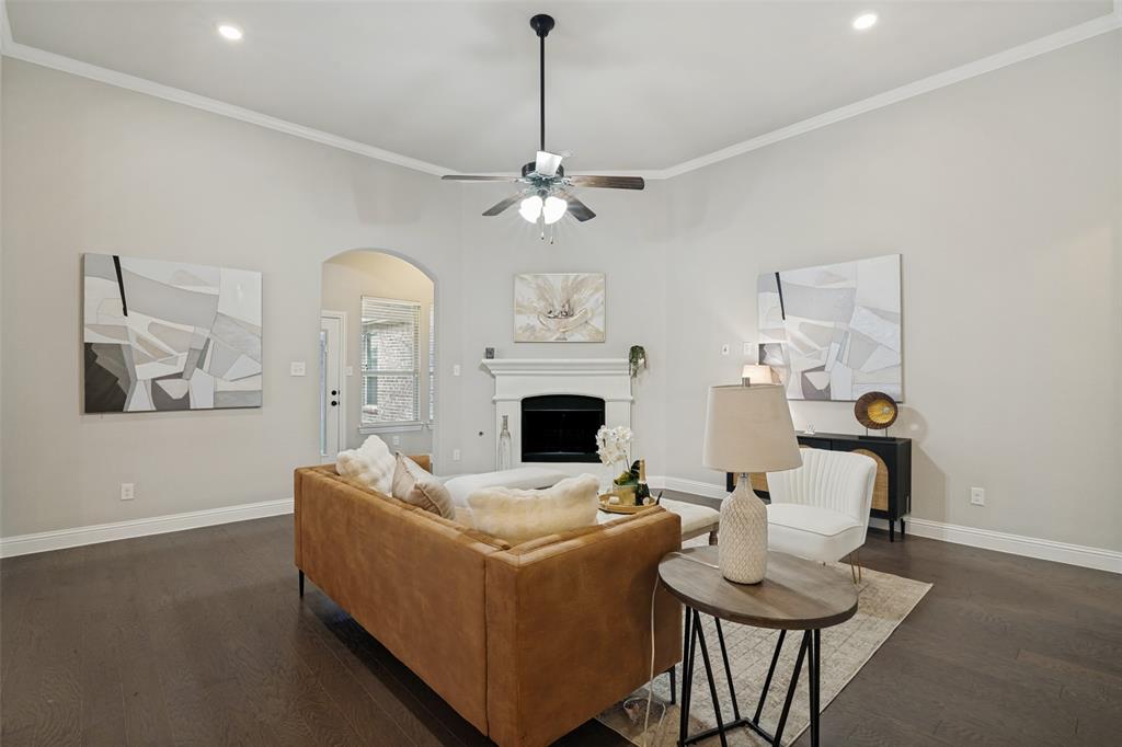 1815 Drake Drive Allen, TX 75002 - Photo 6 of 25