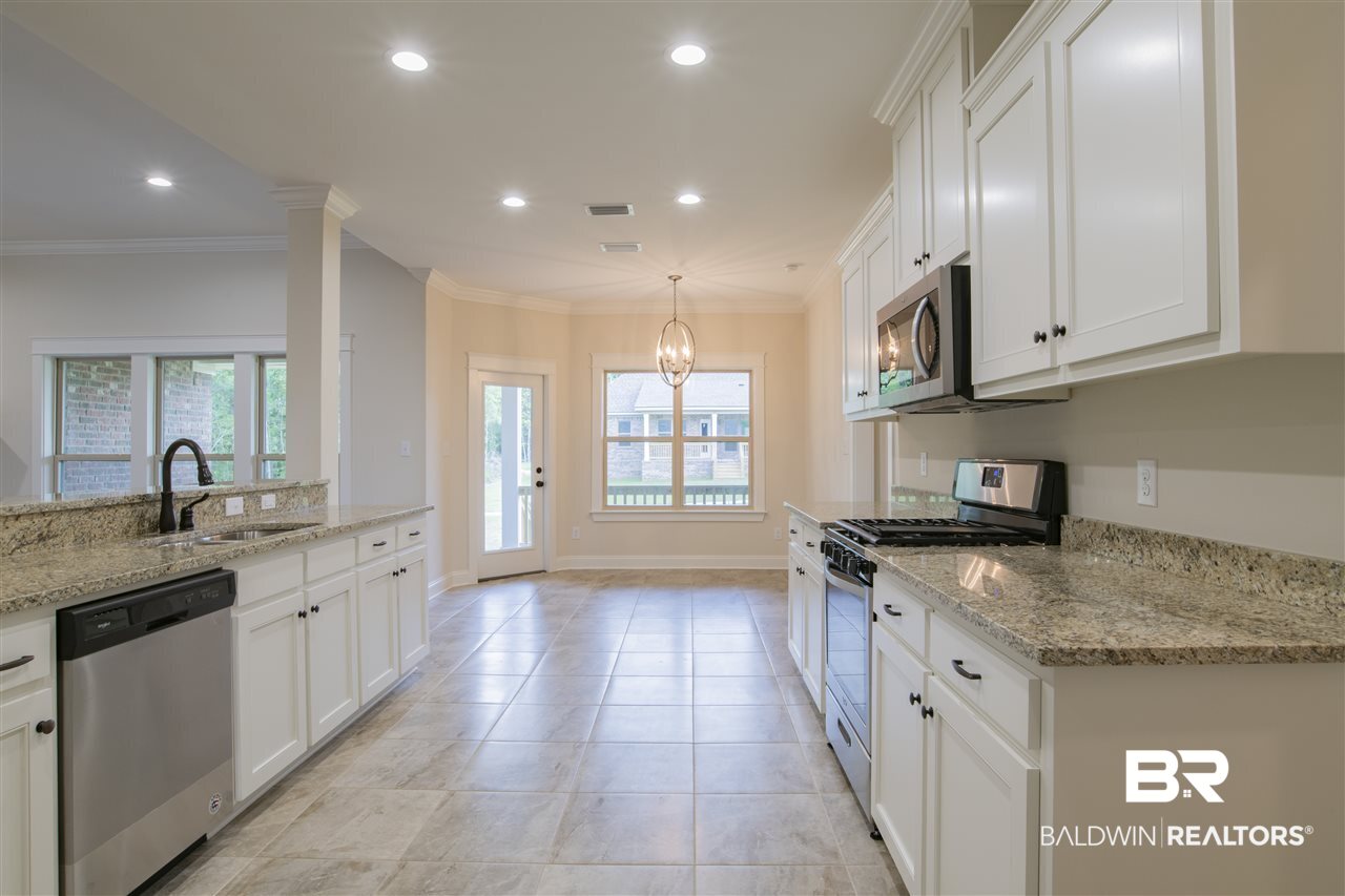 12081 Aurora Way Daphne, AL 36527 - Photo 8 of 36
