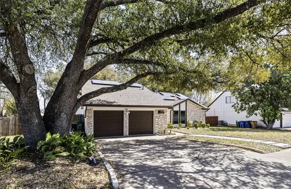 $3,100 | 11805 Carshalton Drive, Austin, TX 78758