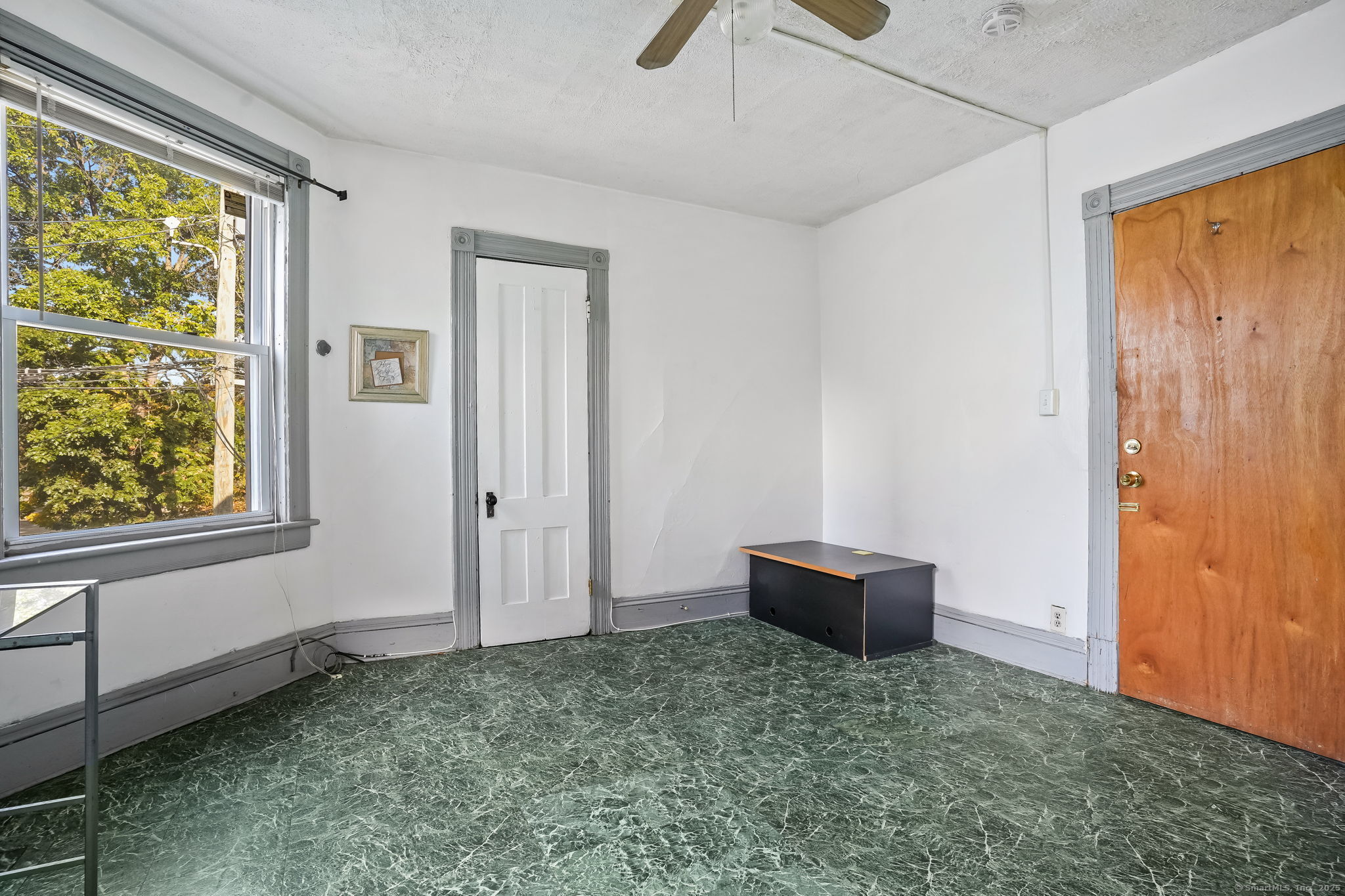 357 Norman Street Bridgeport, CT 06605 - Photo 9 of 20