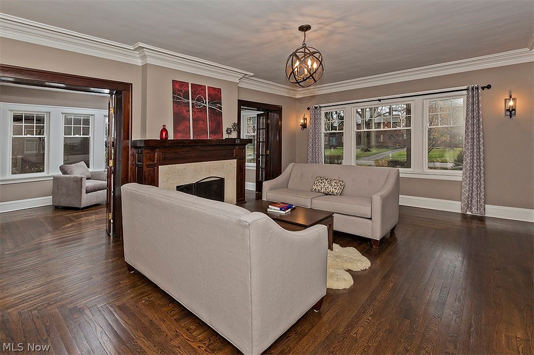 2699 Endicott Road Cleveland, OH 44120 - Photo 3 of 25 Gallery Image 3