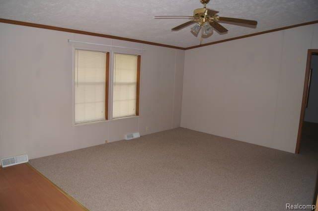 1598 Hendrie Road Metamora, MI 48455 - Photo 7 of 16 DSC00841.JPG