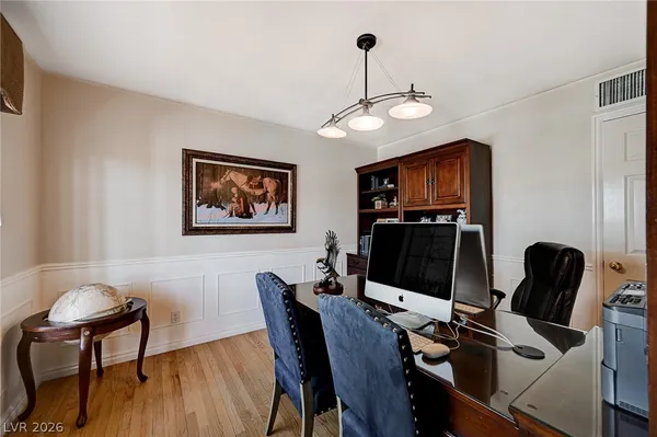 $890,000 | 548 Radwick Drive, Las Vegas, NV 89110