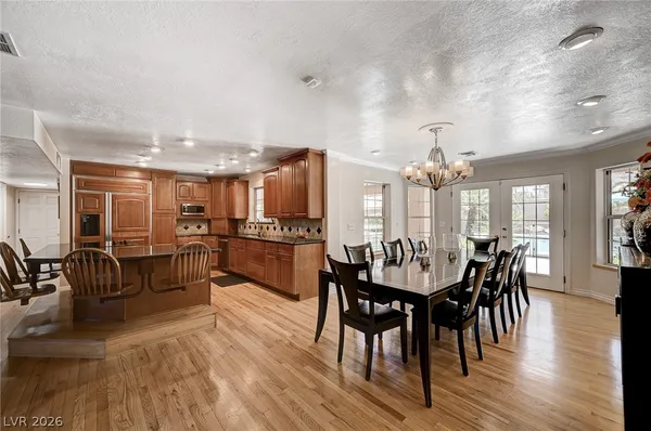 $890,000 | 548 Radwick Drive, Las Vegas, NV 89110