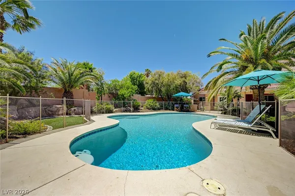 $890,000 | 548 Radwick Drive, Las Vegas, NV 89110