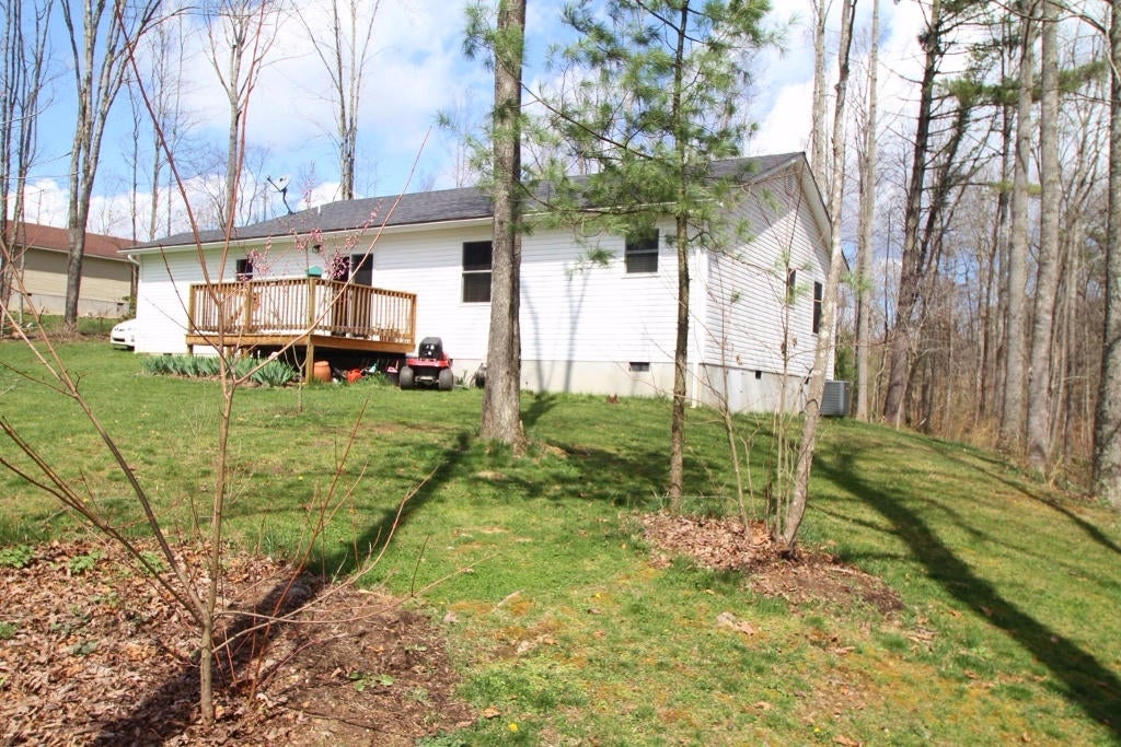 1700 Stone House Road Caldwell, WV 24925 - Photo 31 of 43 Gallery Image 31