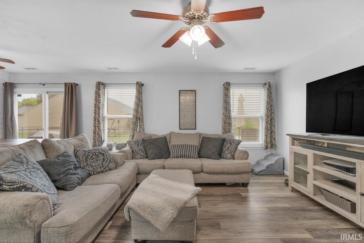 944 Zartman Road Kokomo, IN 46902 - Photo 5 of 34 Gallery Image 5