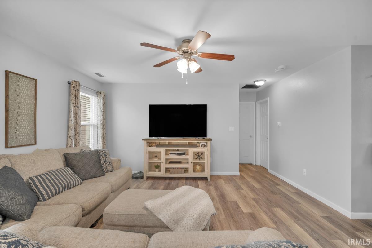 944 Zartman Road Kokomo, IN 46902 - Photo 7 of 34 Gallery Image 7