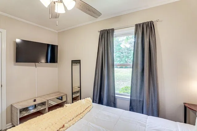 $220,000 | 251 Industrial Road, Walterboro, SC 29488