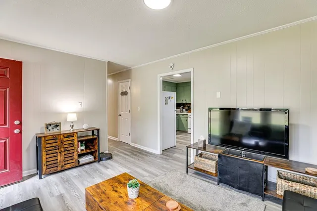 $220,000 | 251 Industrial Road, Walterboro, SC 29488