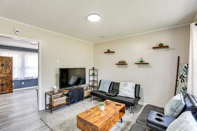 $220,000 | 251 Industrial Road, Walterboro, SC 29488