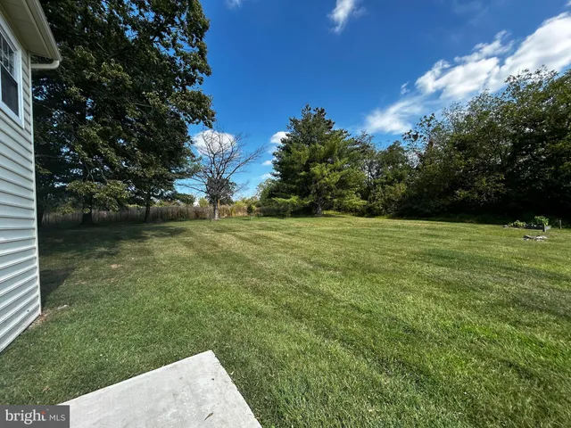 $2,000 | 1239 Salford Street, Unit 2, Harleysville, PA 19438