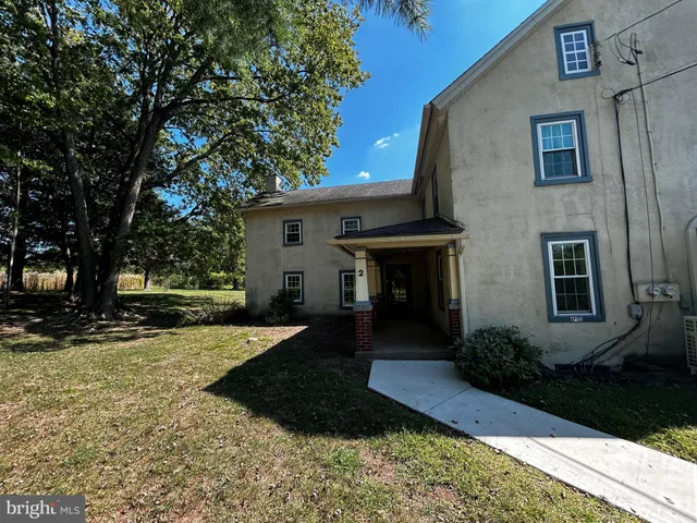 $2,000 | 1239 Salford Street, Unit 2, Harleysville, PA 19438