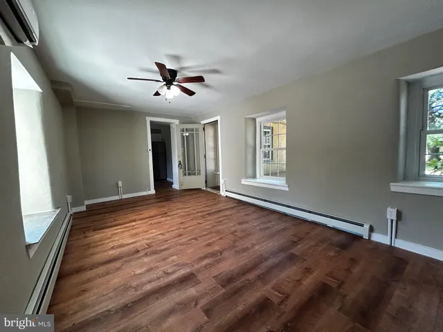 $2,000 | 1239 Salford Street, Unit 2, Harleysville, PA 19438