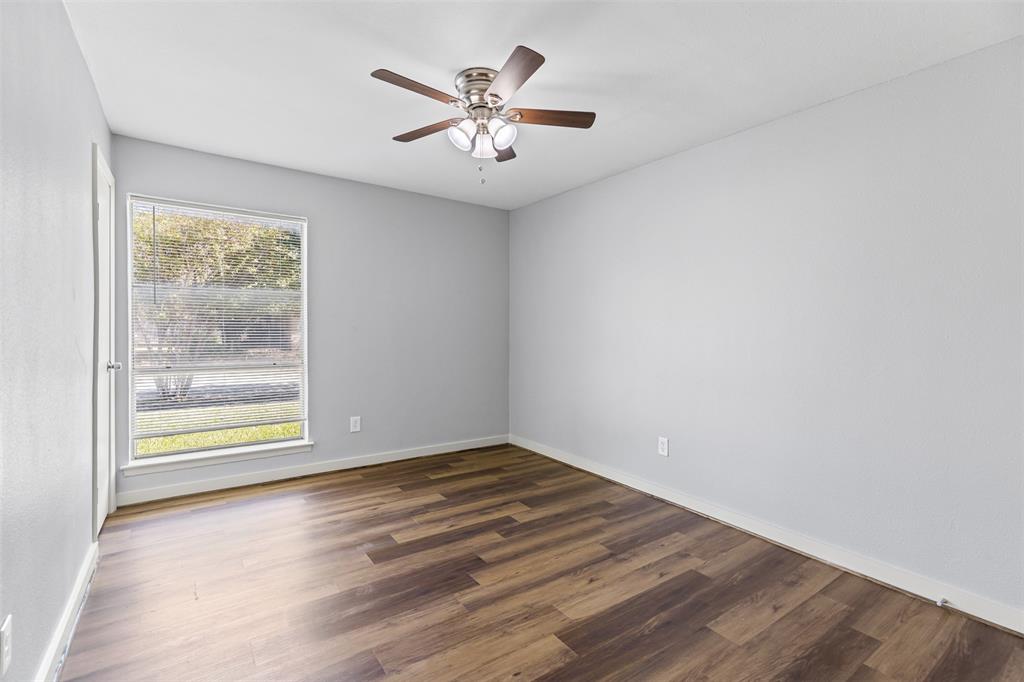 3925 Sapling Drive Balch Springs, TX 75180 - Photo 14 of 24