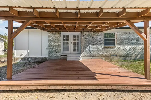 a view of a entryway front of house