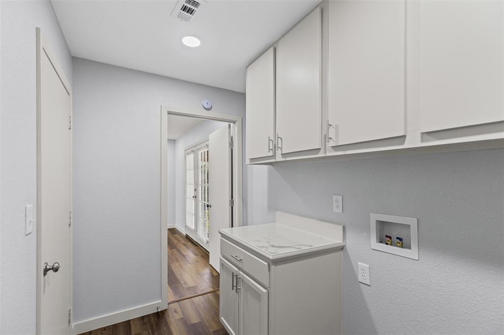 3925 Sapling Drive Balch Springs, TX 75180 - Photo 10 of 24