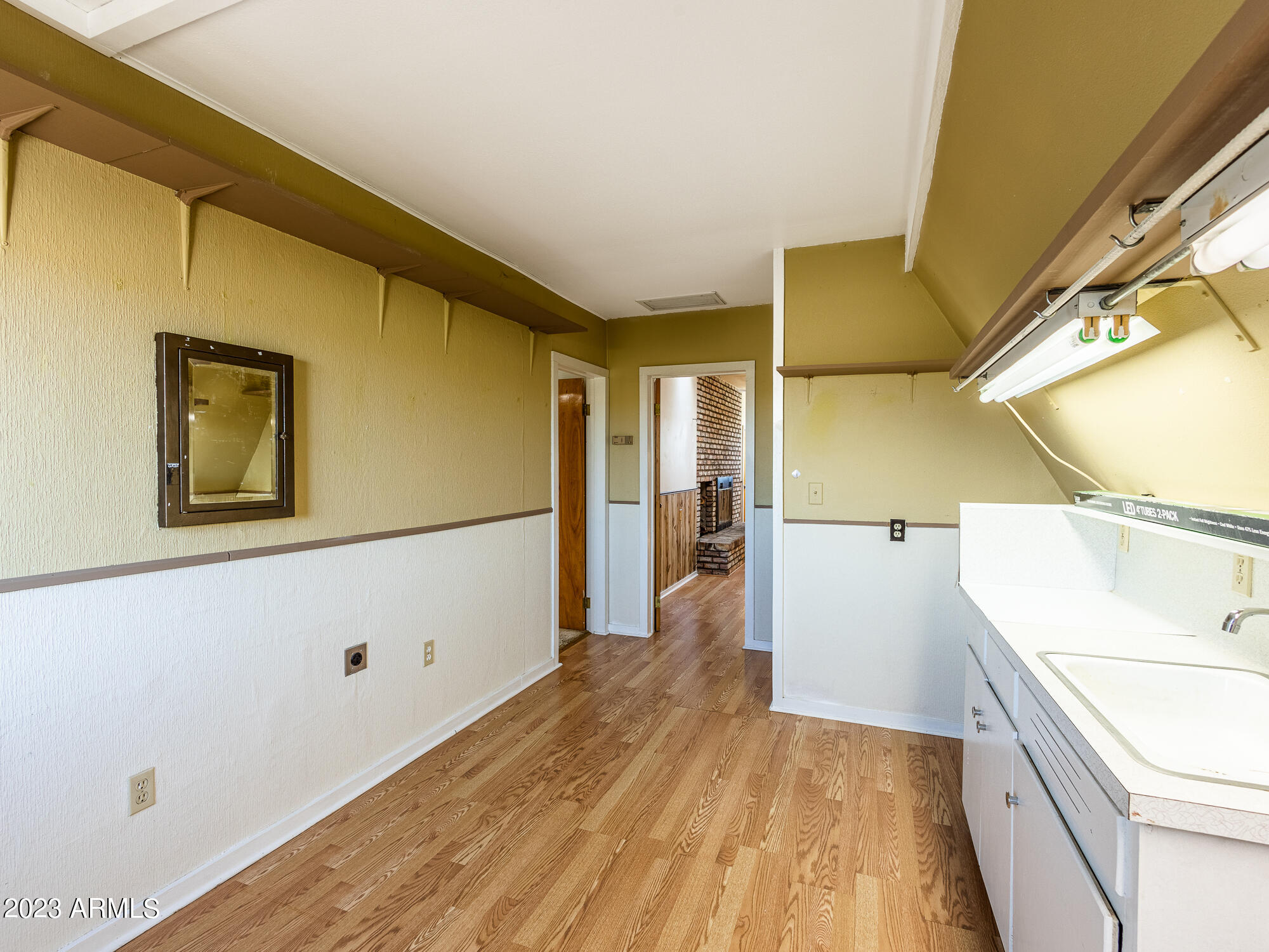 18508 Peeples Valley Road Peeples Valley, AZ 86332 - Photo 35 of 47 18508 S Peeples Valley Rd-32