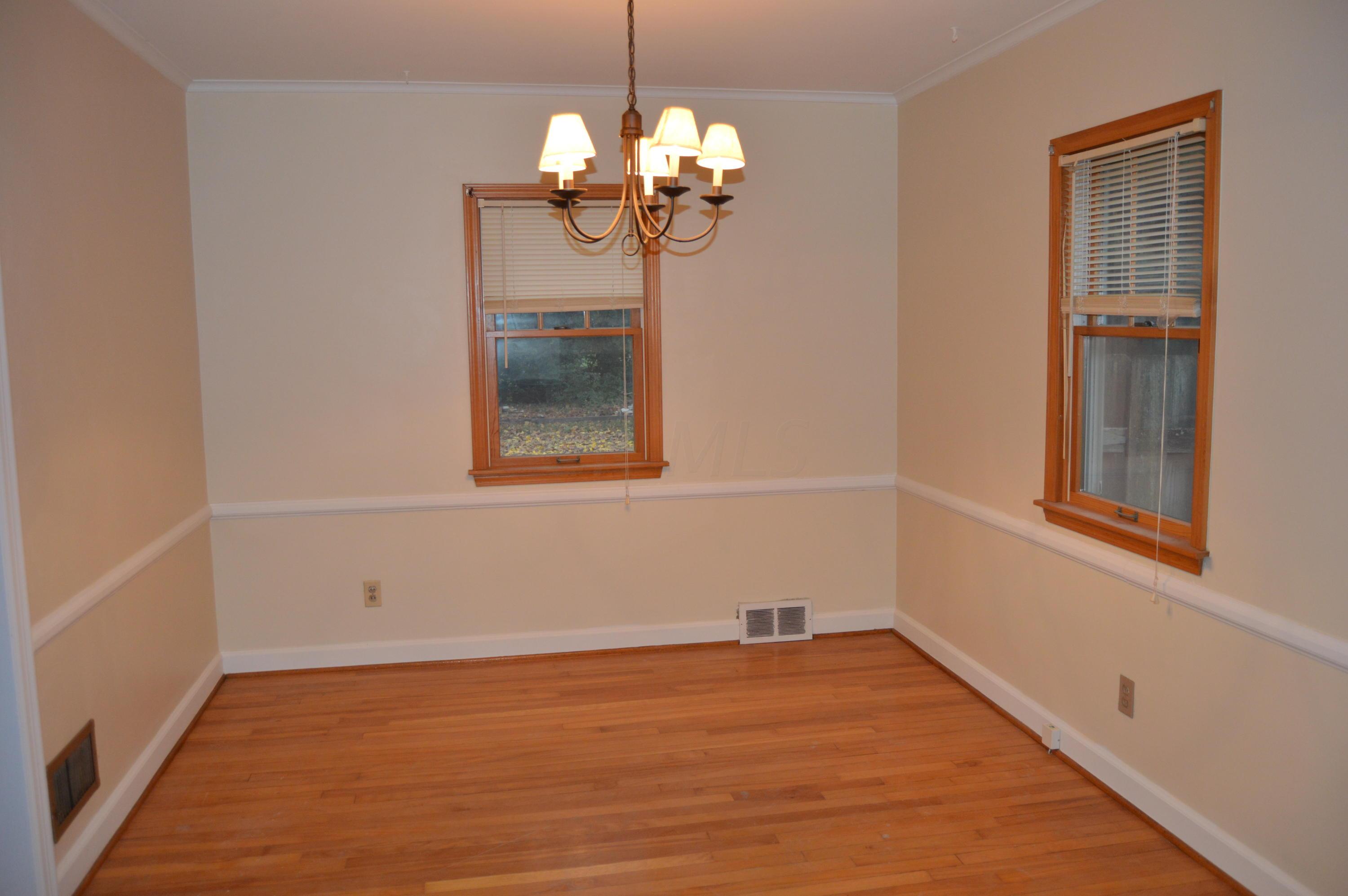 2645 Wellesley Road Columbus, OH 43209 - Photo 4 of 15 Gallery Image 4