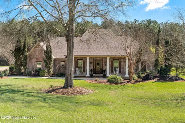 $679,000 | 73 Eola Trail Northeast, Brookhaven, MS 39601