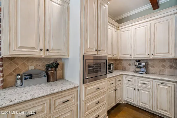 $679,000 | 73 Eola Trail Northeast, Brookhaven, MS 39601