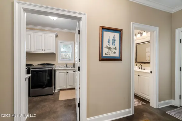 $679,000 | 73 Eola Trail Northeast, Brookhaven, MS 39601