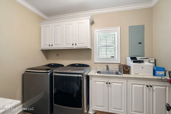 $679,000 | 73 Eola Trail Northeast, Brookhaven, MS 39601