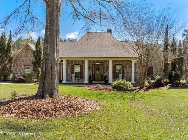 $679,000 | 73 Eola Trail Northeast, Brookhaven, MS 39601