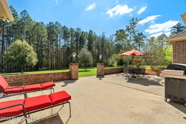 $679,000 | 73 Eola Trail Northeast, Brookhaven, MS 39601