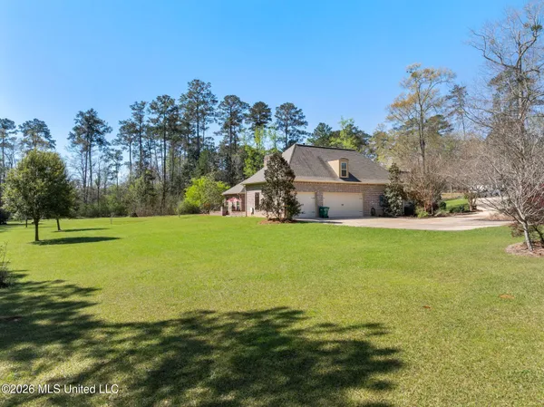 $679,000 | 73 Eola Trail Northeast, Brookhaven, MS 39601