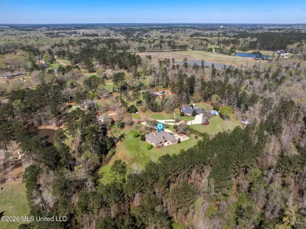 $679,000 | 73 Eola Trail Northeast, Brookhaven, MS 39601