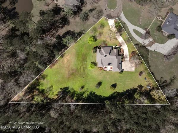 $679,000 | 73 Eola Trail Northeast, Brookhaven, MS 39601