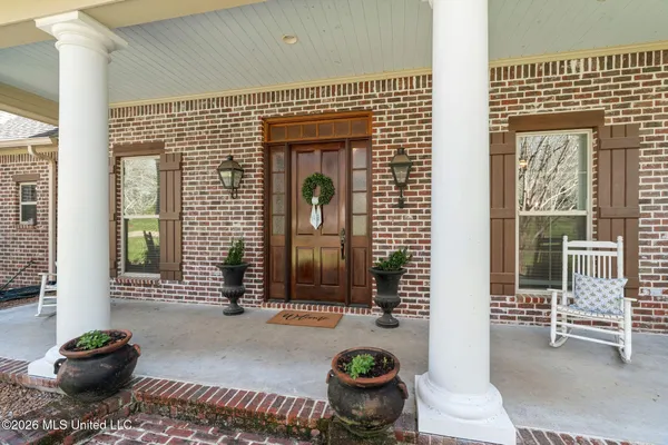 $679,000 | 73 Eola Trail Northeast, Brookhaven, MS 39601