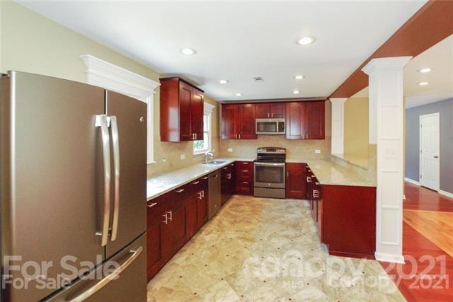 7810 Walkup Road Waxhaw, NC 28173 - Photo 4 of 12 Gallery Image 4