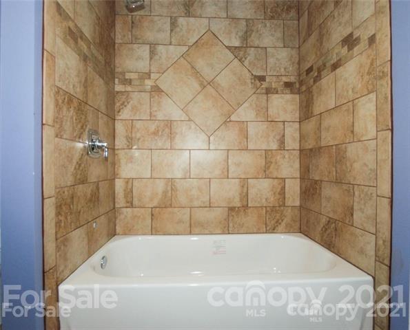7810 Walkup Road Waxhaw, NC 28173 - Photo 9 of 12 Gallery Image 9