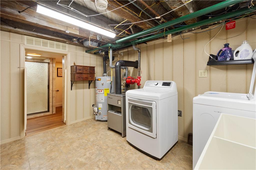 1533 Rostraver Street Monessen, PA 15062 - Photo 37 of 44 Gallery Image 37
