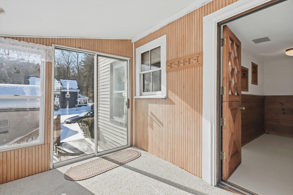 129 Whittier Road Haverhill, MA 01830 - Photo 20 of 42 Gallery Image 20