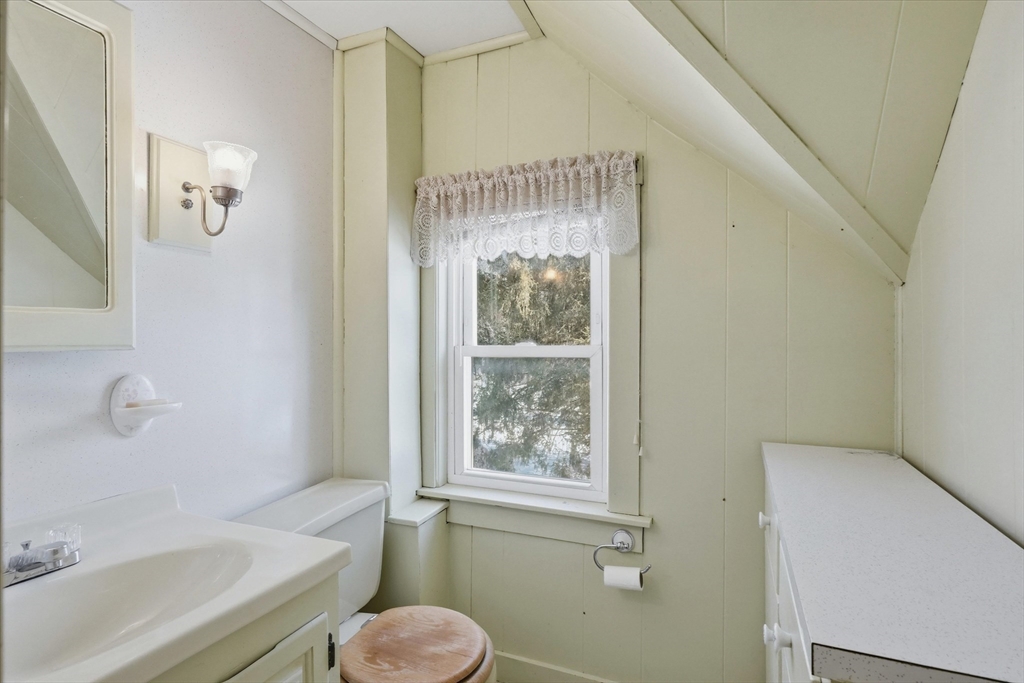 129 Whittier Road Haverhill, MA 01830 - Photo 31 of 42 Gallery Image 31
