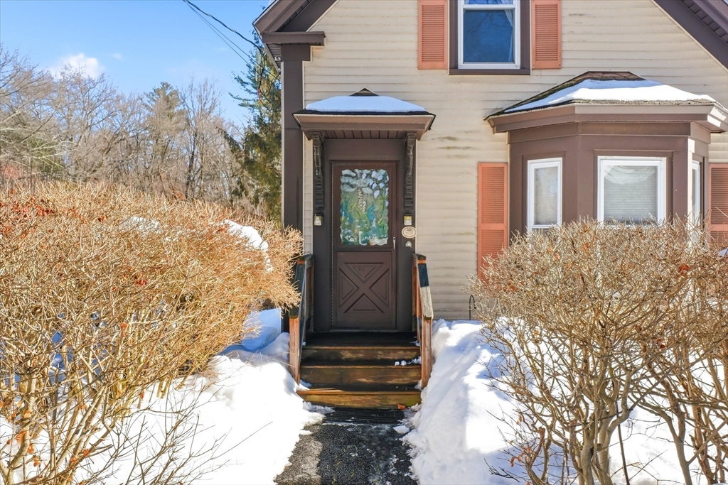 129 Whittier Road Haverhill, MA 01830 - Photo 6 of 42 Gallery Image 6