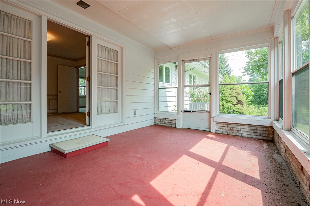 843 Mentor Road Akron, OH 44303 - Photo 12 of 33