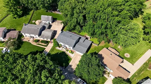 $389,000 | 29 Atwater Drive, St. Peters, MO 63376